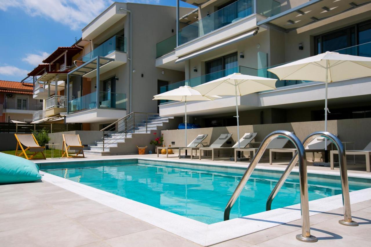 Arodo Suites Nea Iraklitsa Zewnętrze zdjęcie