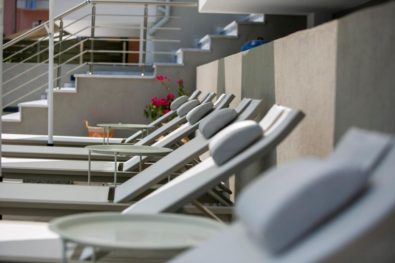Arodo Suites Nea Iraklitsa Zewnętrze zdjęcie