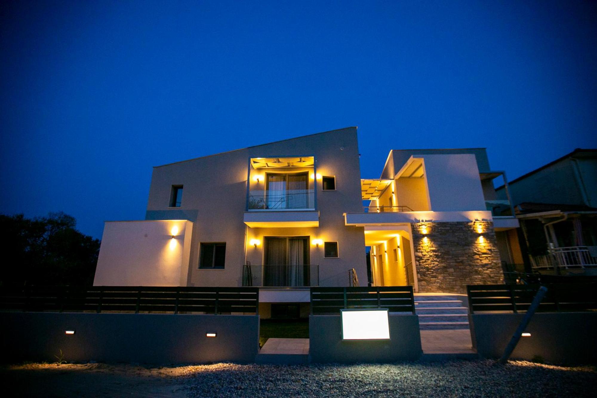 Arodo Suites Nea Iraklitsa Zewnętrze zdjęcie