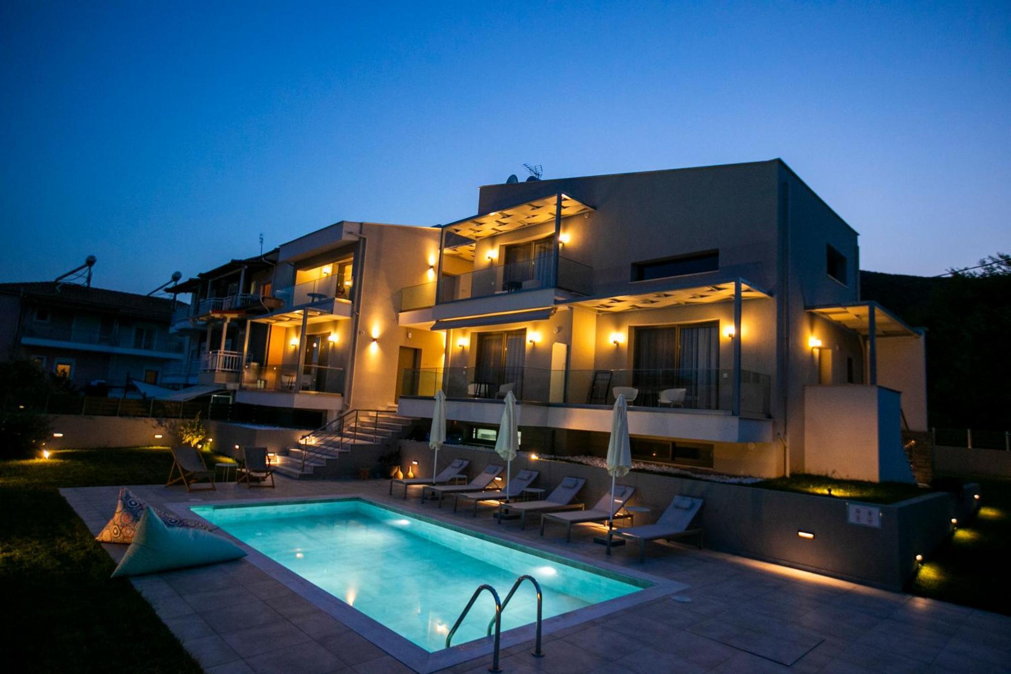 Arodo Suites Nea Iraklitsa Zewnętrze zdjęcie