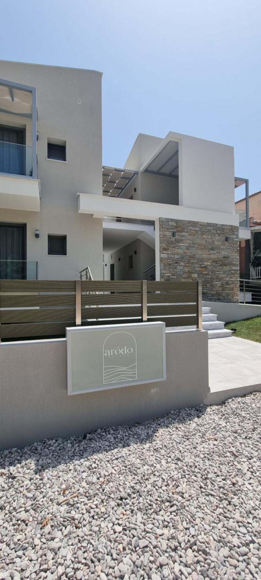 Arodo Suites Nea Iraklitsa Zewnętrze zdjęcie